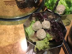 -左庭右院鲜牛肉火锅(金山万达店)