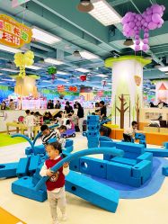 -莫莉幻想儿童乐园(三河燕郊永旺店)