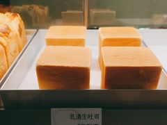-花园饼屋·吐司蛋糕面包(星海店)