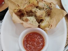 -城市大道红炉披萨烘焙坊