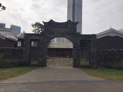 -万绿园