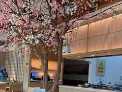 -蜜桃餐厅·伴山(湖滨商业街店)