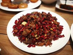 四溢辣子鸡-蜀遇素兰中国菜