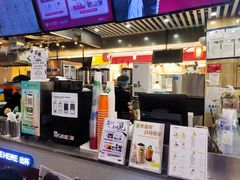 -沪上阿姨·精选茶饮(合生广场店)