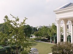 -上海玫瑰园度假酒店