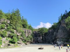 -梭布垭石林景区