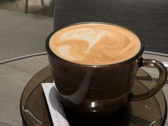 热拿铁-Perma Café樸門(五羊店)
