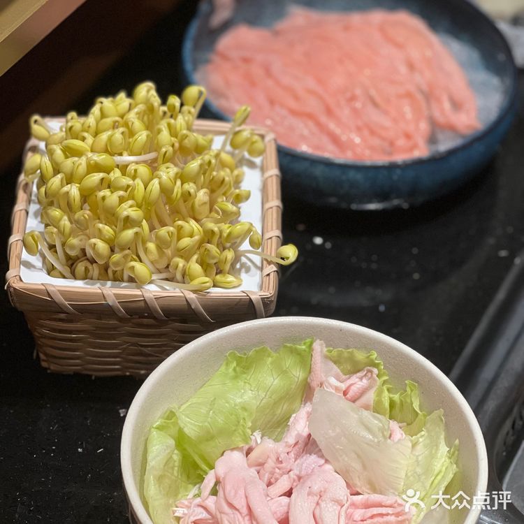 夏日里的美味暴击！火锅配奶茶玩出新花样！