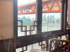 -小天鹅火锅·一线江景洪鼎旗舰店(洪崖洞店)