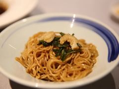 开洋葱油拌面-屋里厢上海菜馆