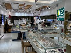 -美式眼镜·授权蔡司.依视路.尼康.豪雅.明月(人民广场店)