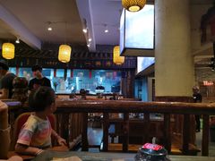 -老房老舍重庆火锅(假日城市店)