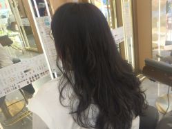-一東造型烫发染发