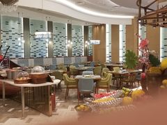 大堂-济南香格里拉·咖啡泉自助餐厅