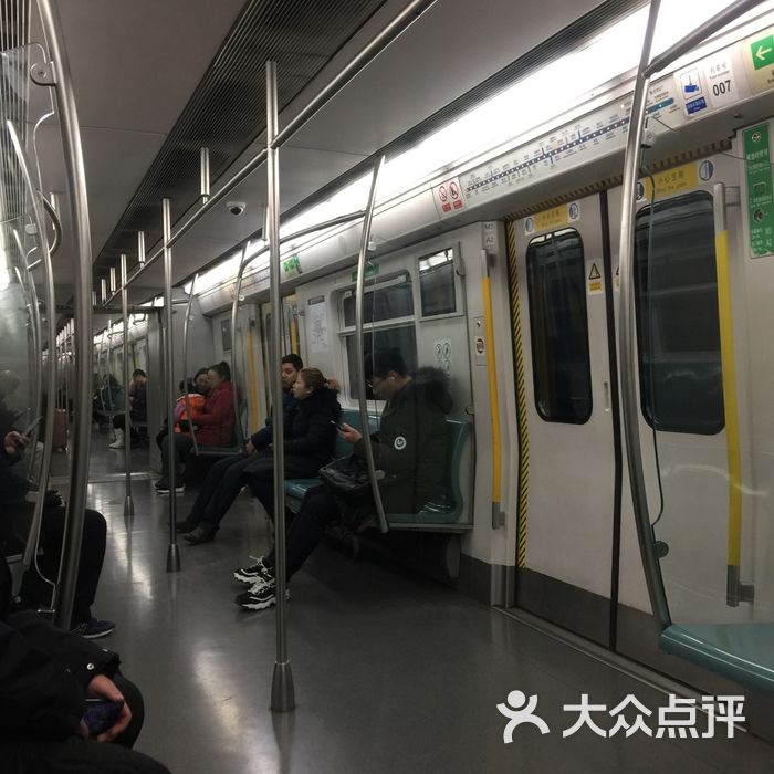 生物医药基地-地铁站