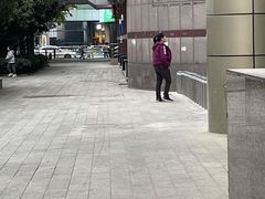 -三叶眼镜城(八佰伴店)