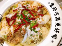 老坛酸菜鲈鱼-江渔儿酸菜鱼(港湾1号店)