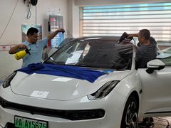 -车水马龙3M汽车贴膜冠军店隐形车衣改色膜(漕宝路中环店)