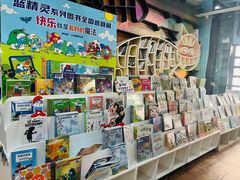 -钟书阁(松江泰晤士小镇店)