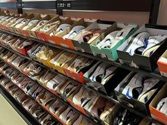-百年港湾奥特莱斯(香炉礁店)