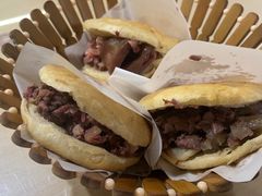 -闫家驴肉老店(华电一校店)