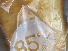 -85度C(生甜甜圈研究工坊·上海松江人民北路店)