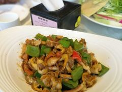 -赶海部落海鲜城(海阳路店)