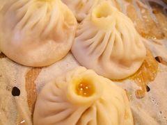 蟹粉蒸小笼-王宝和酒家(黄浦店)