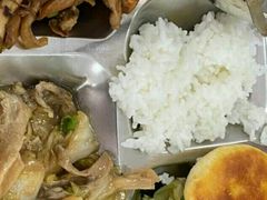 -晓宇盒饭(民安街店)
