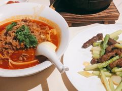 -琥珀·原创臻选店(维家思店)