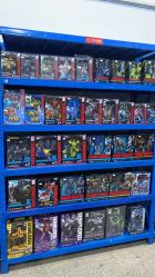 -逝水玩具折扣店