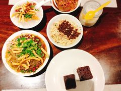 -成都蓝城悦杏温泉美食酒店(宽窄巷子店)
