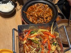 -川堂风·跷脚牛肉·乐山爆炒(宝山日月光店)