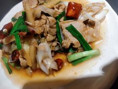 -隔壁老王·家常云南菜(花巷店)