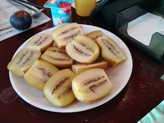 -荣誉国际酒店-云顶旋转餐厅