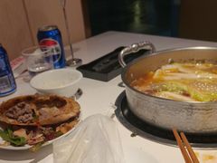 -七欣天香辣蟹火锅(闵行浦江欢乐颂店)