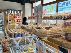 -85度C(生甜甜圈研究工坊·上海平凉店)