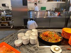 自助取餐区-上海三甲港铂瑞酒店-卓越西餐厅