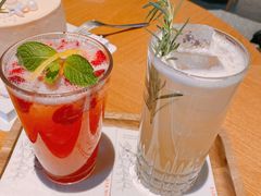 -星巴克臻选(上海合生汇1F店)