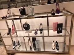 -文艺复兴百货(米兰大教堂广场店)