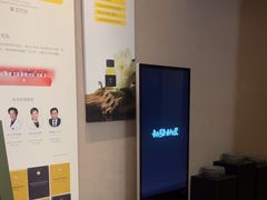 -灸春堂·艾灸·痛症·整脊连锁(之江银泰店)