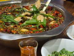 -乡土特色.冷锅鱼.牦牛肉汤锅