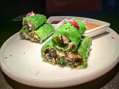 艾草脆皮肠-蝴蝶里·粤菜·点心(滨江龙湖店)