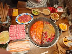 -萍姐火锅·公路夜市(武汉首店)