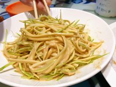 美味葫芦丝-撒拉花儿·新疆菜·清真(太阳宫店)
