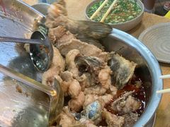 -肖肖酸萝卜鱼火锅(总店)