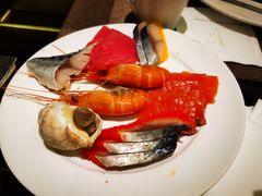 -大中华希尔顿酒店-念自助餐·嗨啤·小龙虾