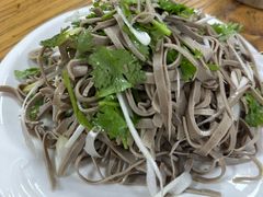 -溢心园香河肉饼总店