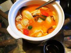 -云海肴·汽锅鸡·云南菜(天山百盛优客店)