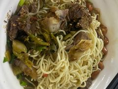 -阿阳牛腩腌面店